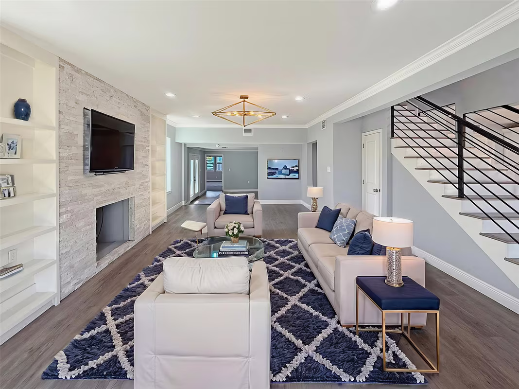 Photo 2 of 3352 Ozark Street, Houston, TX