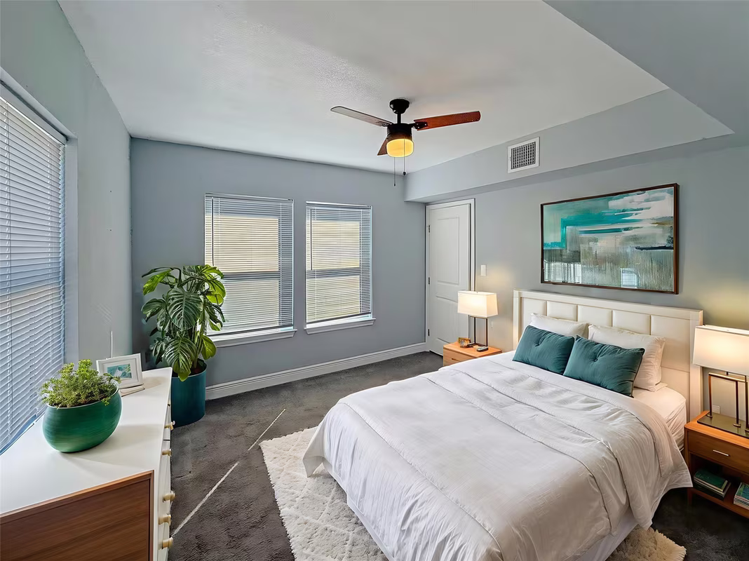 Photo 4 of 3352 Ozark Street, Houston, TX