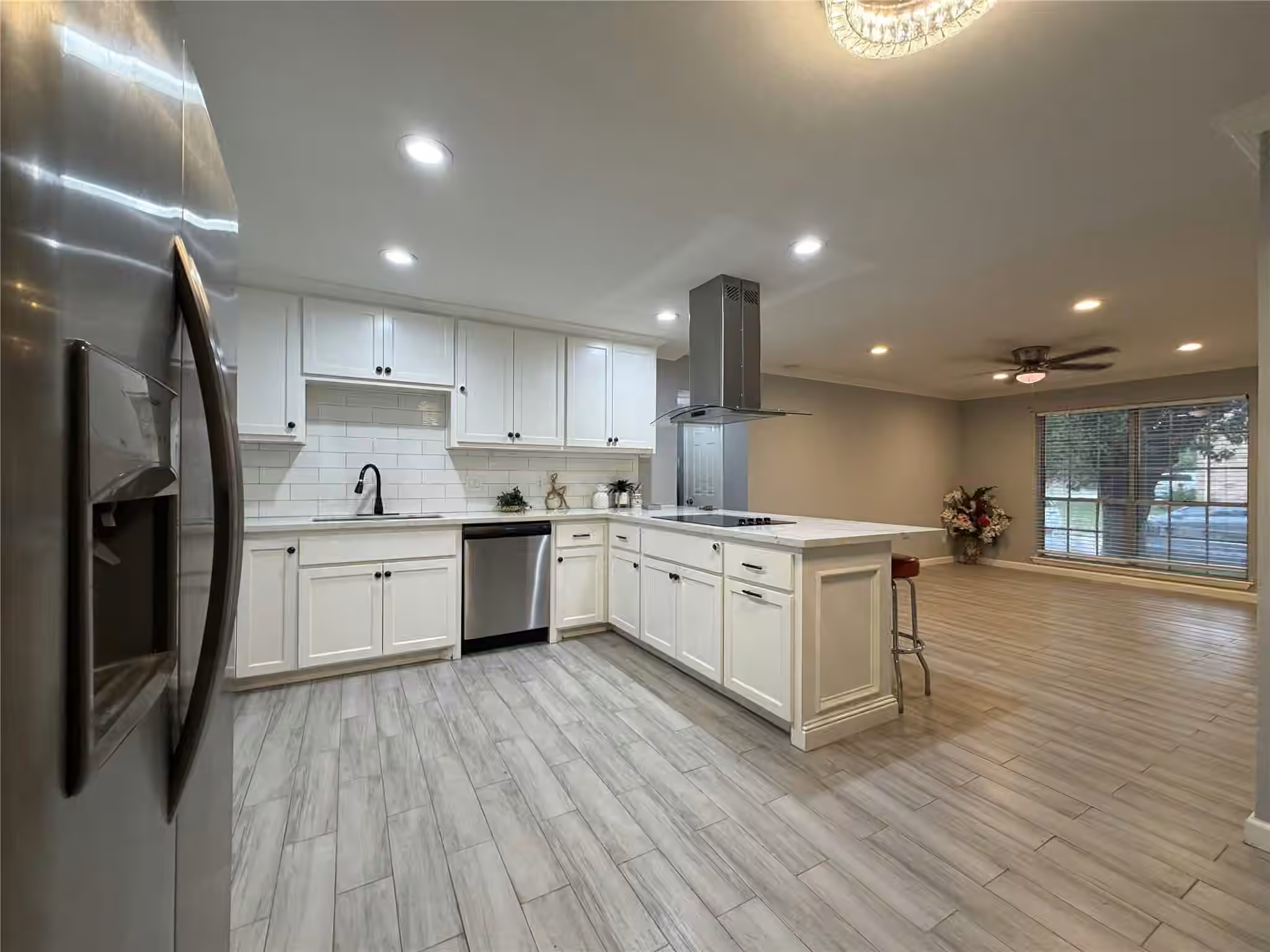 Photo 2 of 7703 Moonmist B, Houston, TX