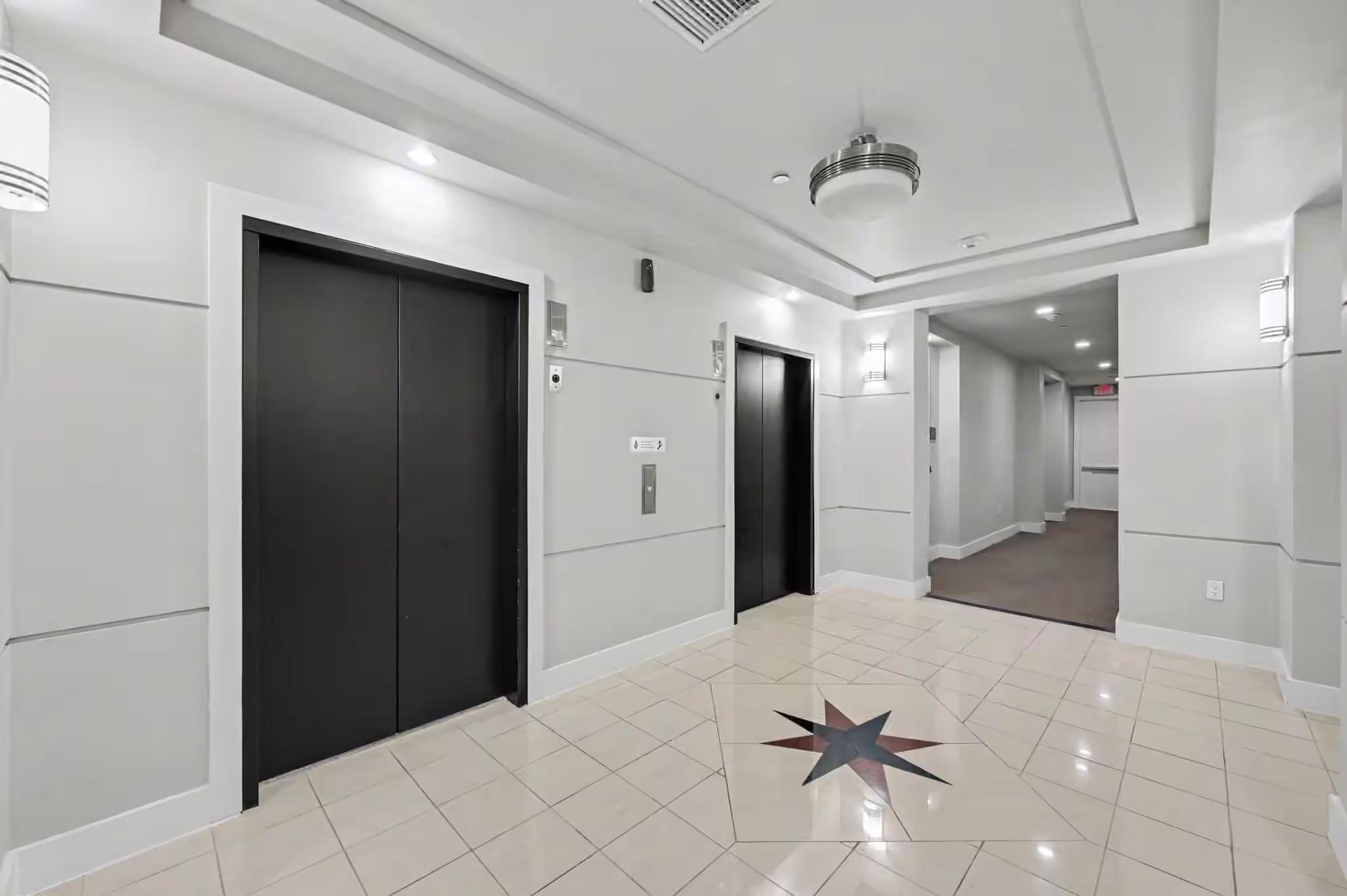 Photo 3 of 1419 Montrose Boulevard 604, Houston, TX