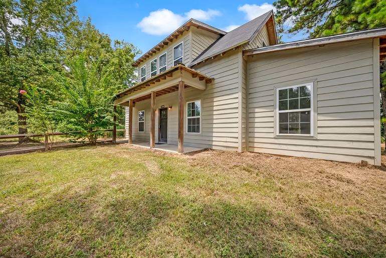 Photo 2 of 5415 Highway 105, Hull, TX