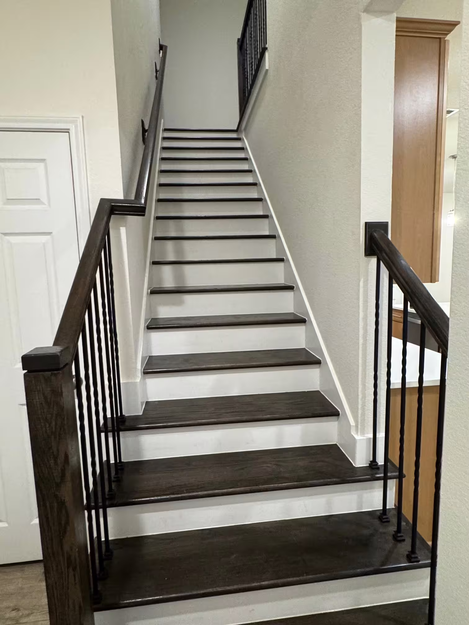 Photo 4 of 10412 Marston Vineyard Drive, Houston, TX
