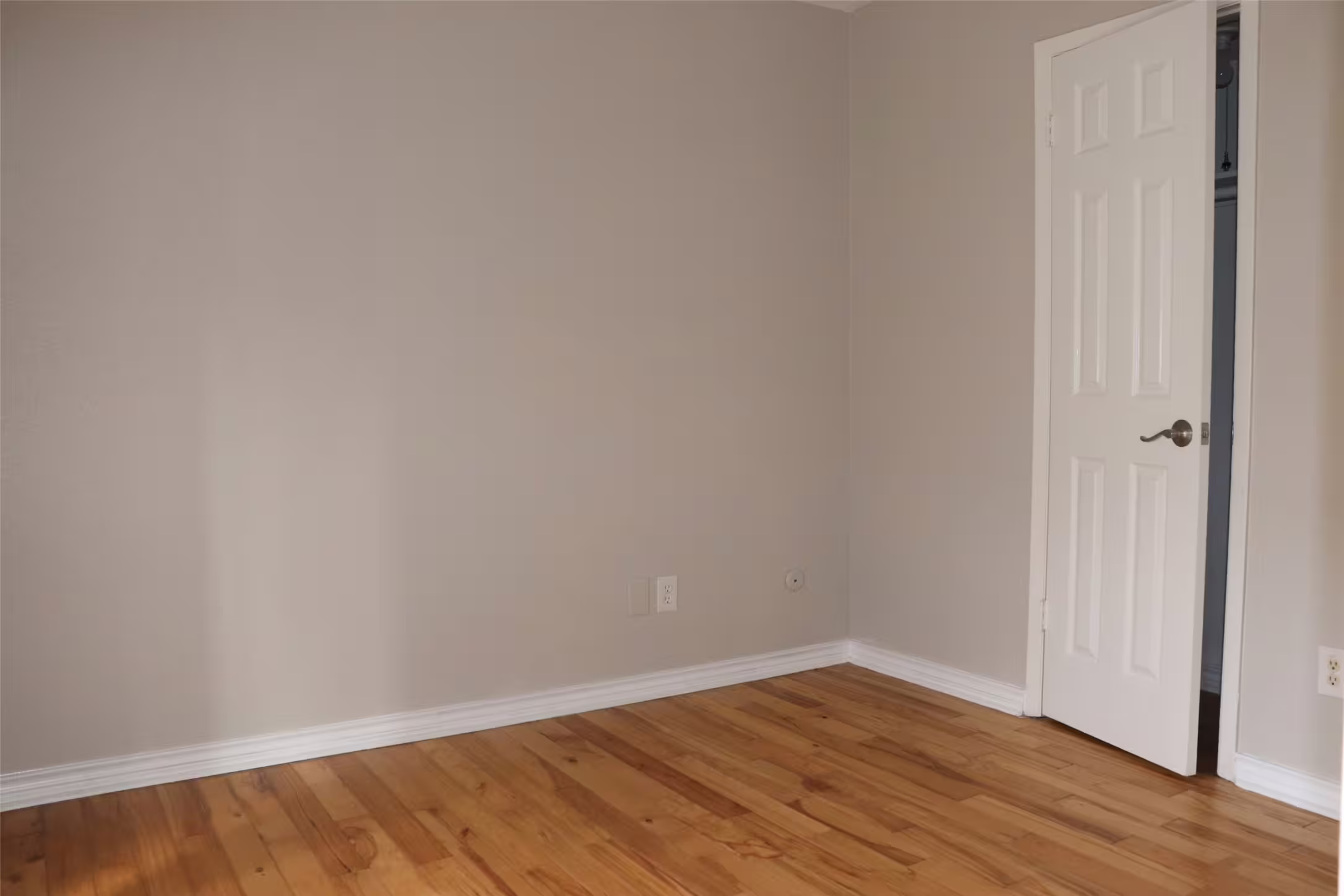 Photo 4 of 1818 Augusta Drive 8, Houston, TX