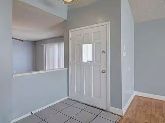 Photo 2 of 3610 Vineyard Drive, Houston, TX