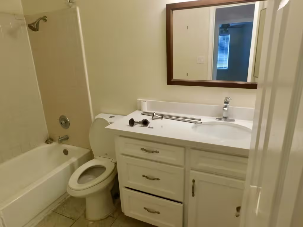Photo 7 of 9797 Leawood Boulevard 402, Houston, TX