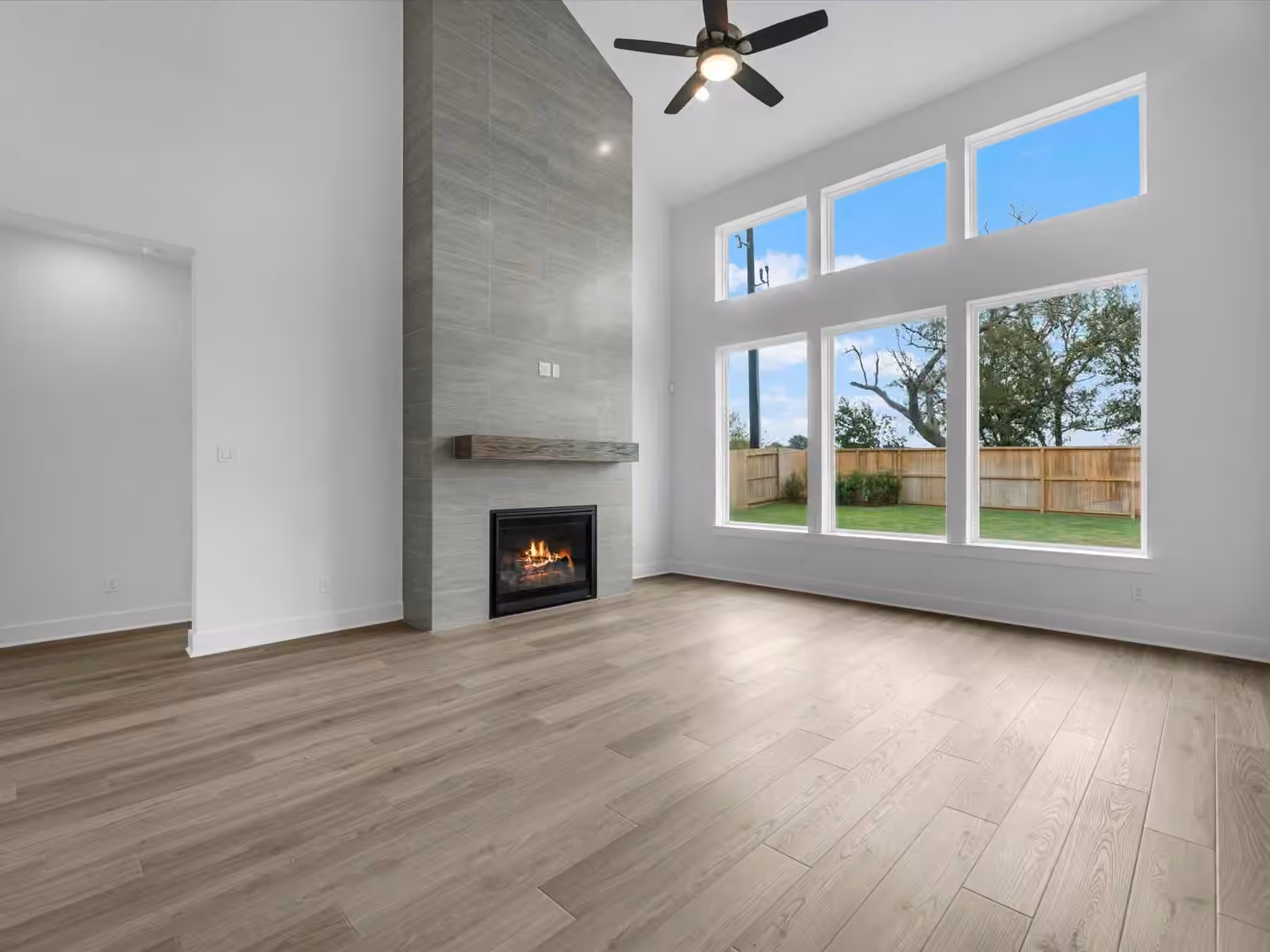 Photo 4 of 32019 Cascade Ridge Drive, Fulshear, TX