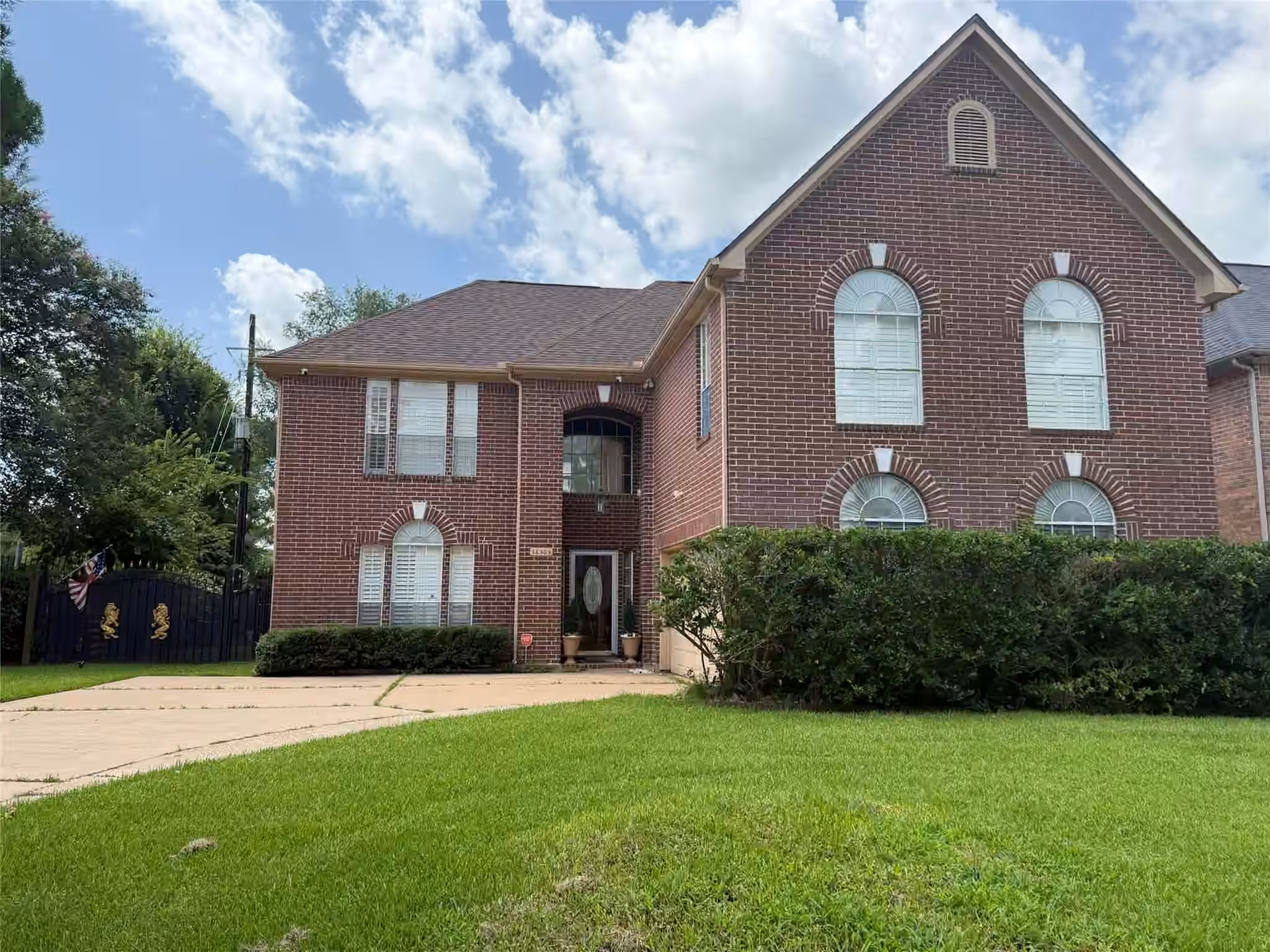 Photo 2 of 14303 S Vistaglen Loop, Houston, TX