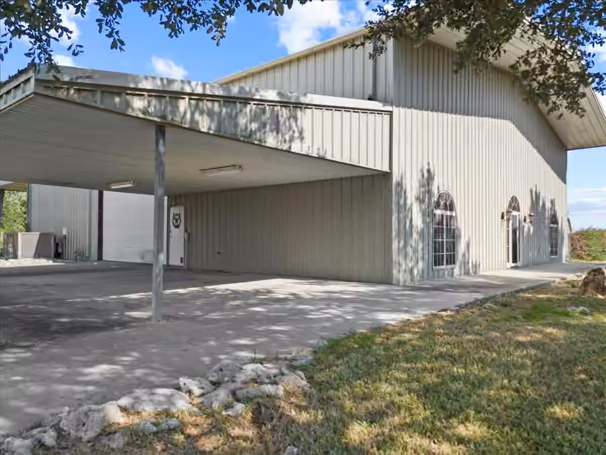 Photo of 15722 FM 2354, Beach City, TX