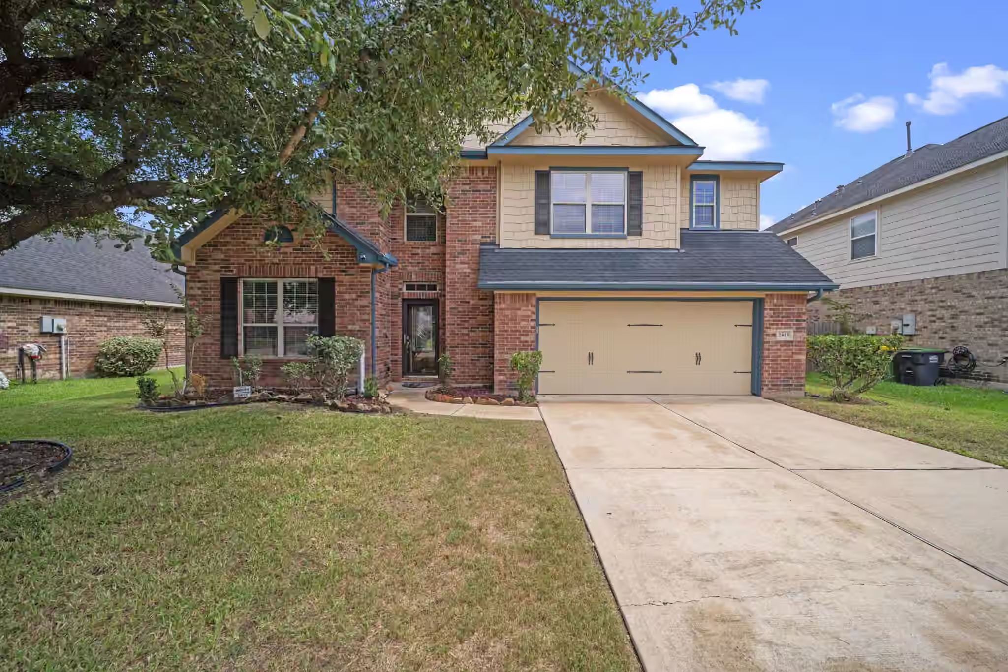 Photo of 2413 Quiet Arbor Lane, Pearland, TX 77581