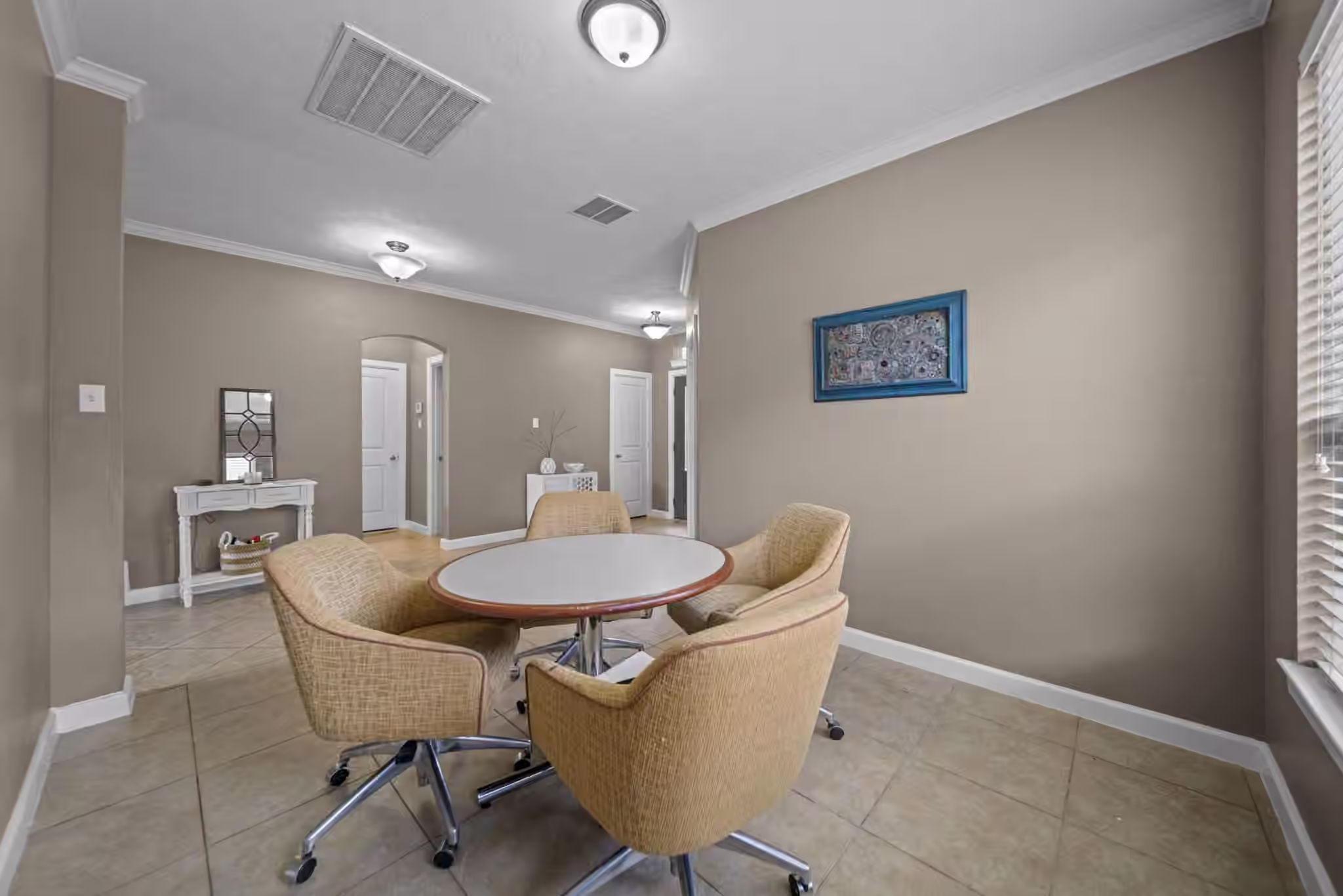 Photo 6 of 2413 Quiet Arbor Lane, Pearland, TX