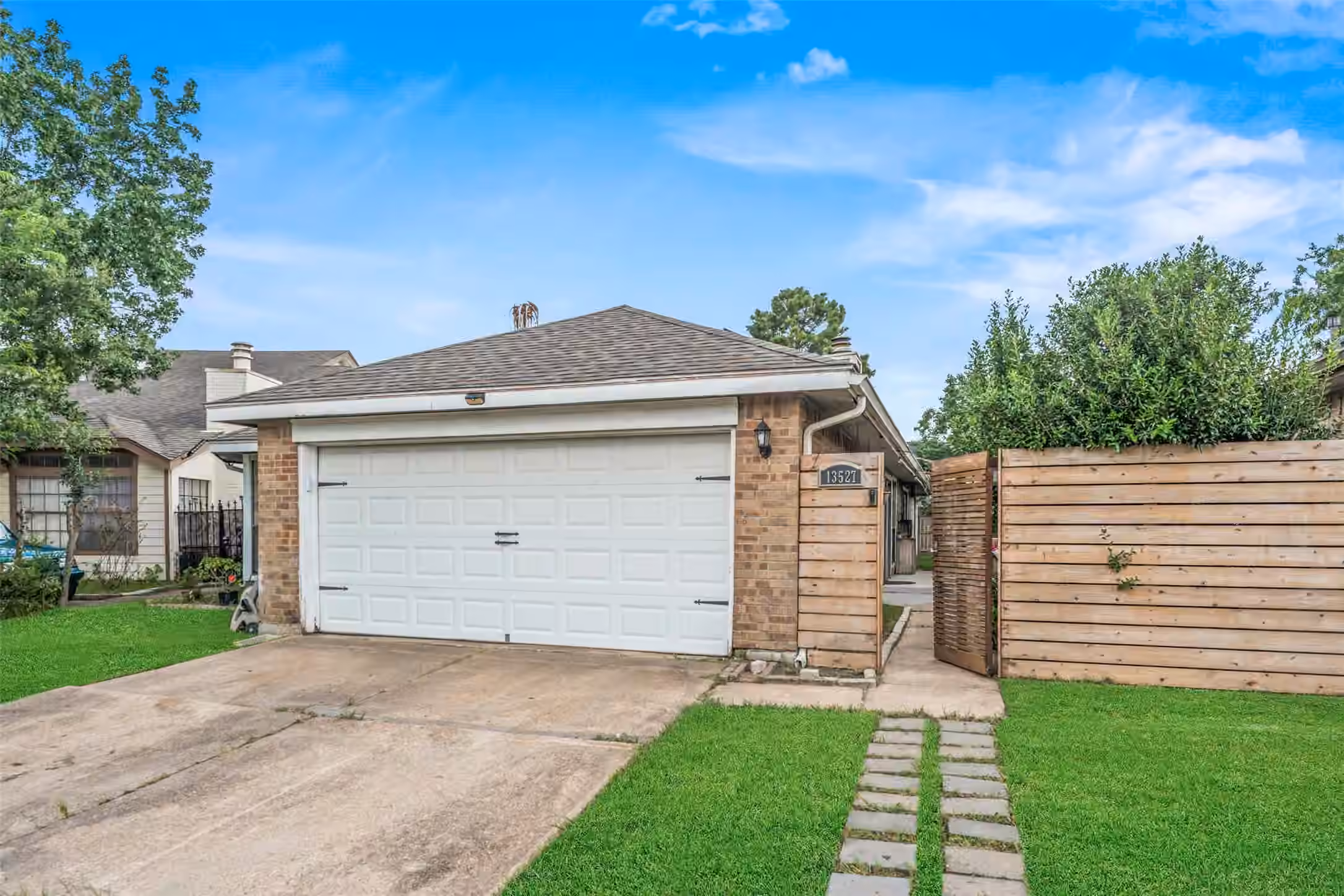 Photo 2 of 13527 Blue Marlin Lane, Houston, TX