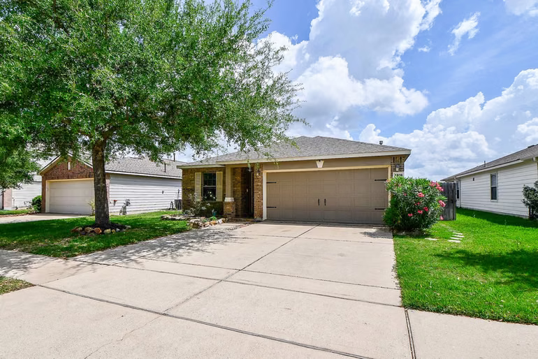 Photo of 2810 Roaring Oaks Lane, Katy, TX 77449