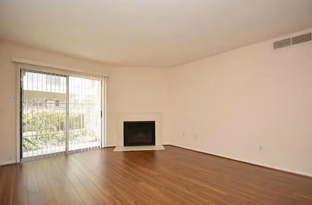 Photo 3 of 2120 El Paseo Street 2311, Houston, TX