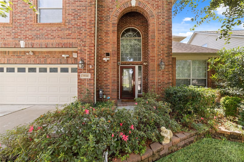 Photo 4 of 9722 Eagle Peak Court, Katy, TX