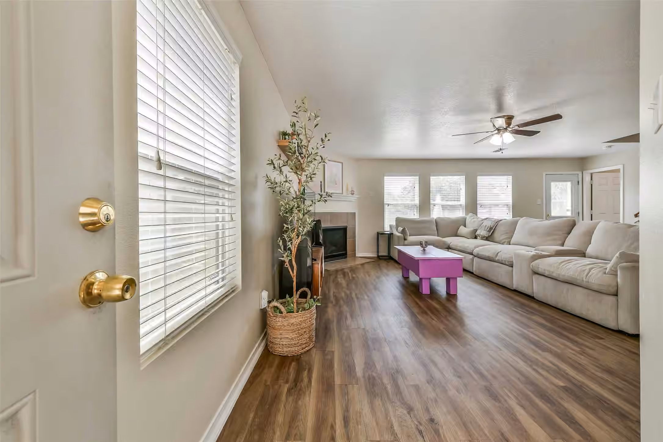 Photo 4 of 4938 Conifer Ridge Way, Humble, TX