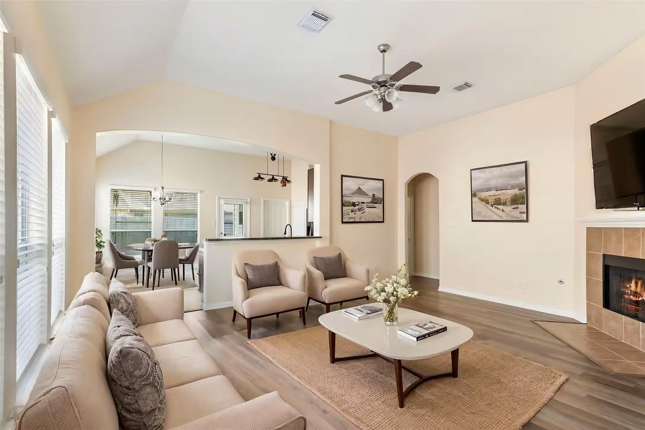 Photo 5 of 10007 Arcadian Springs Lane, Tomball, TX
