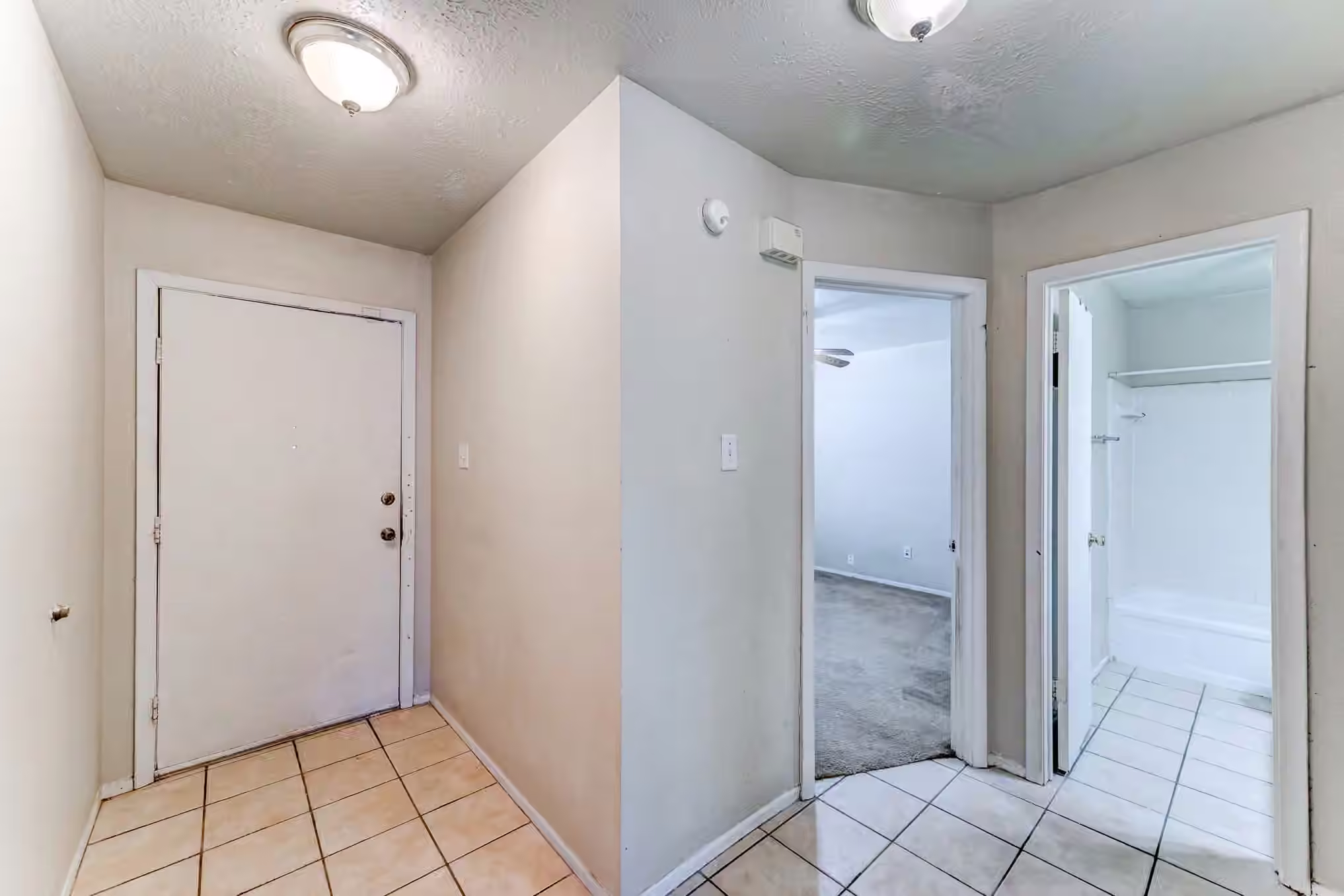 Photo 7 of 10015 Enchanted Stone Drive, Houston, TX