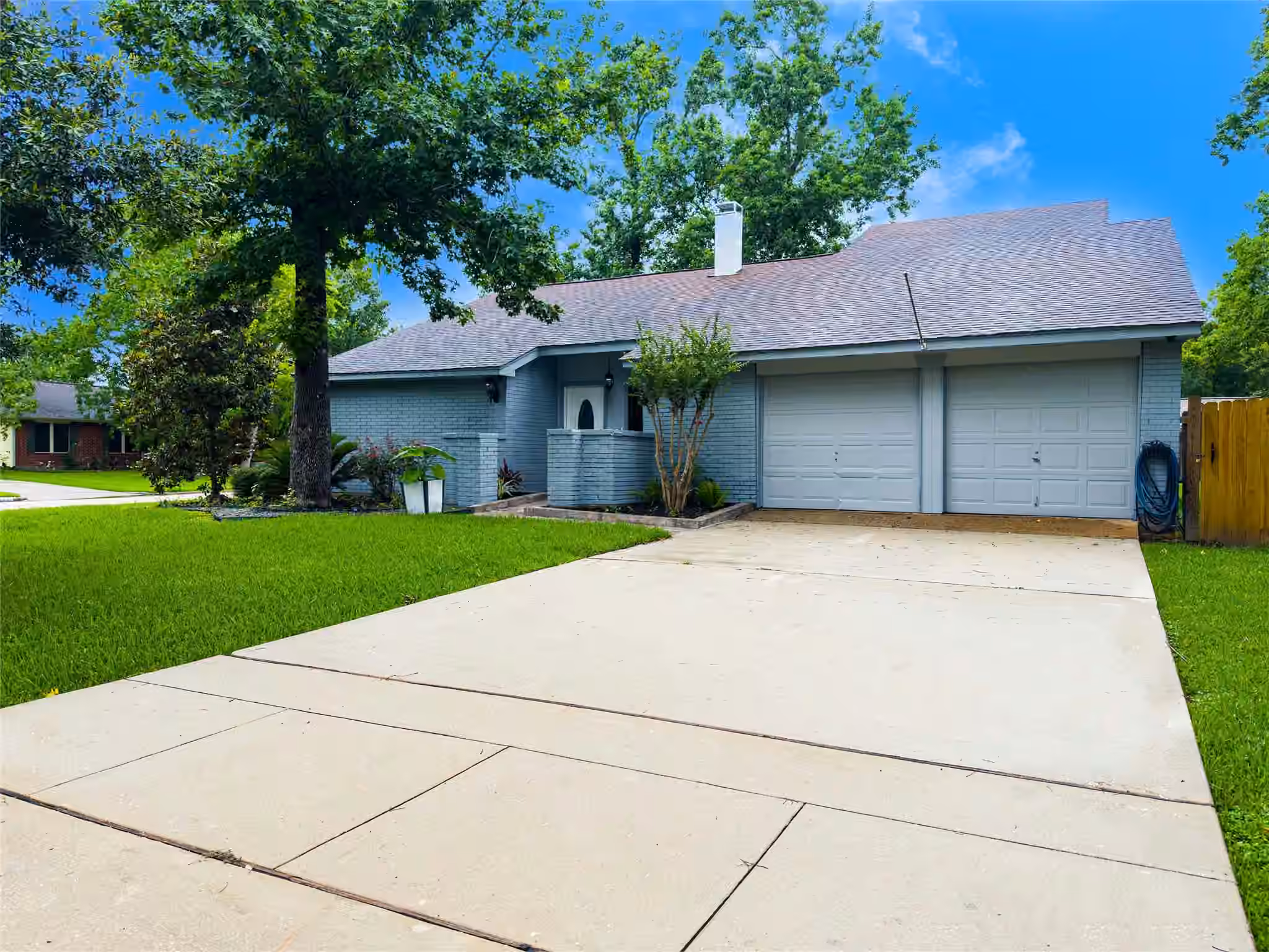 Photo of 17434 Crows Nest Way, Crosby, TX 77532