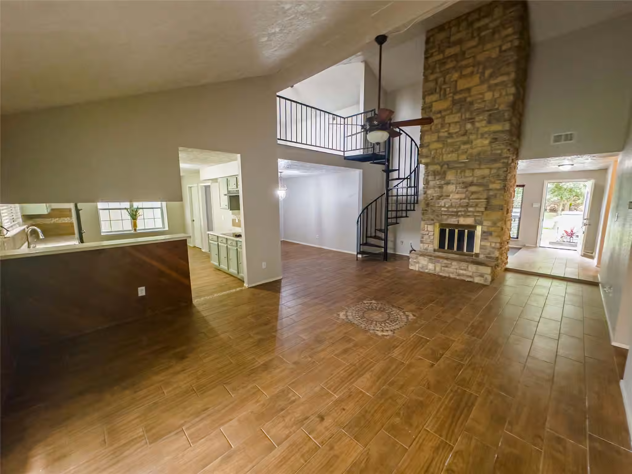Photo 5 of 17434 Crows Nest Way, Crosby, TX