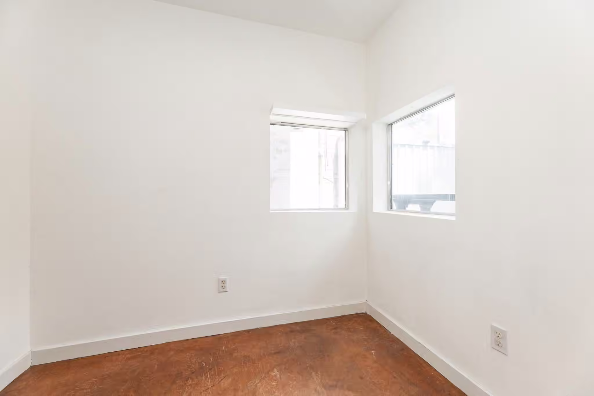 Photo 7 of 2714 Chenevert Street, Houston, TX