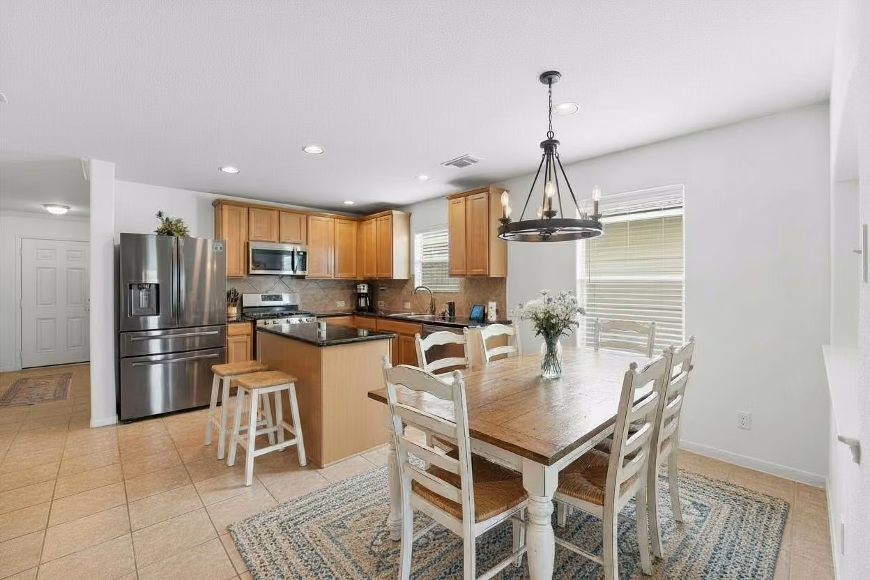 Photo 7 of 24618 Lakecrest Village Drive, Katy, TX