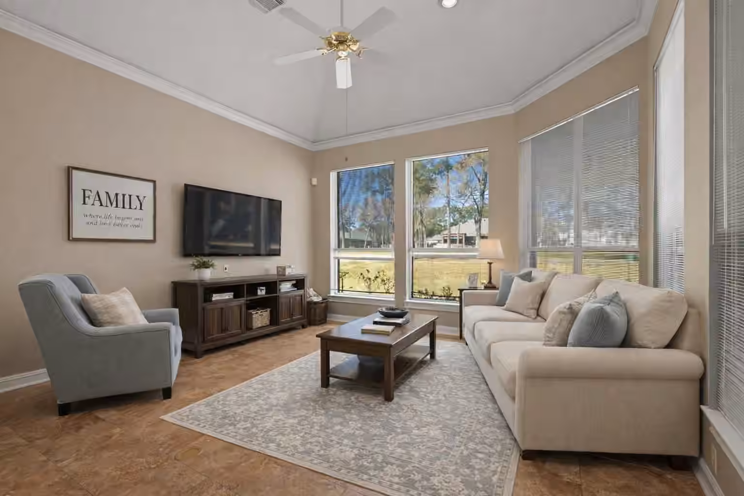 Photo 6 of 299 Wedgewood Drive, Montgomery, TX