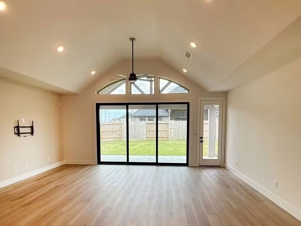 Photo 3 of 632 Golden Aster Boulevard, Waller, TX