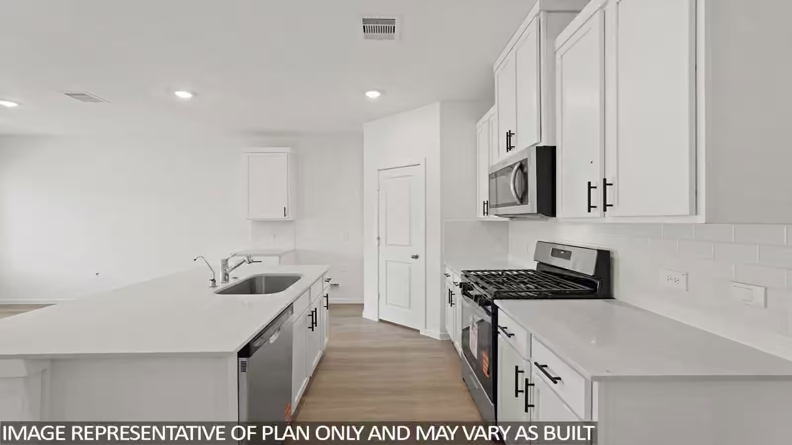 Photo 5 of 16329 Misty Cedar Court, Magnolia, TX