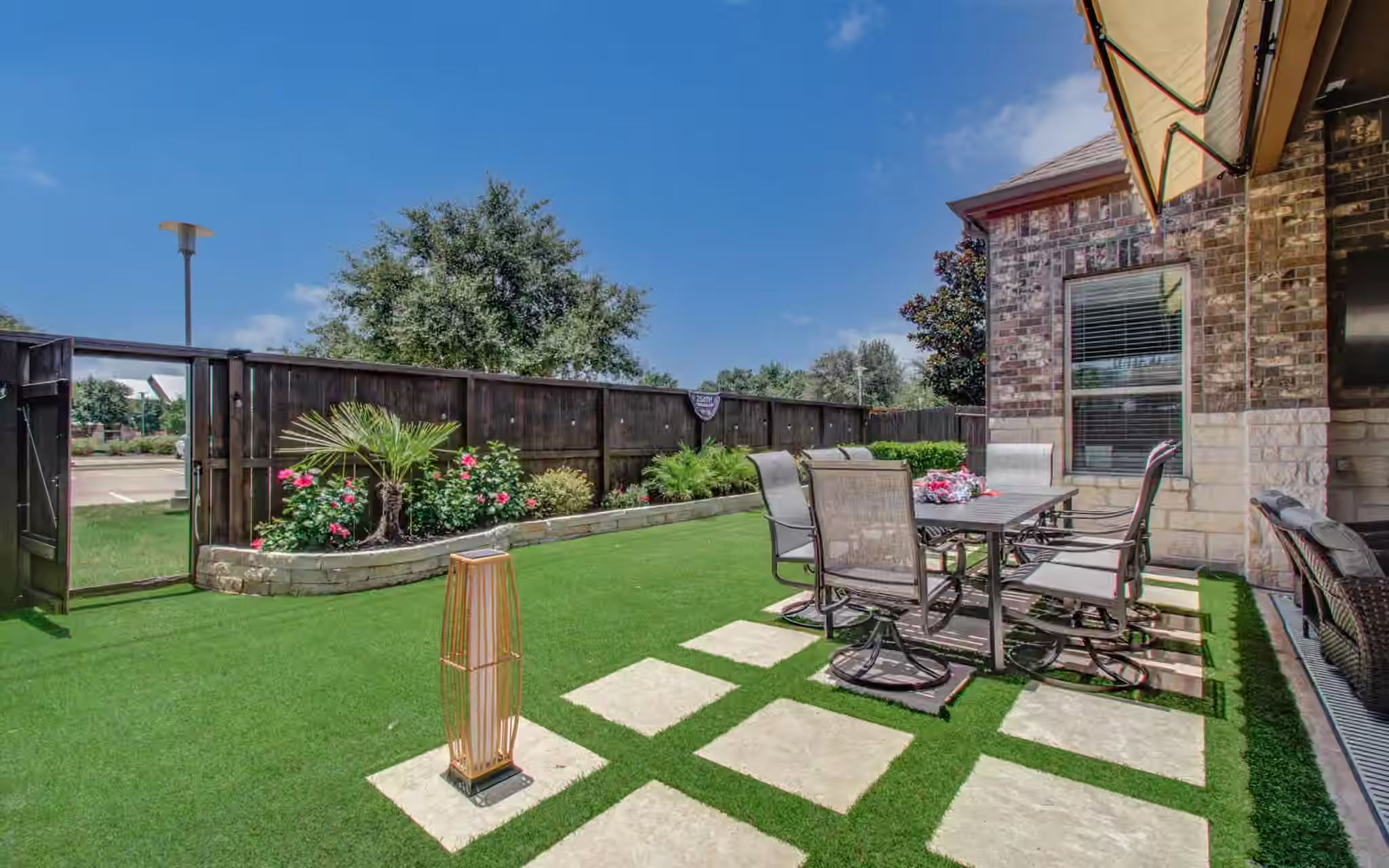 Photo 2 of 17915 Olde Oaks Estate Court, Cypress, TX