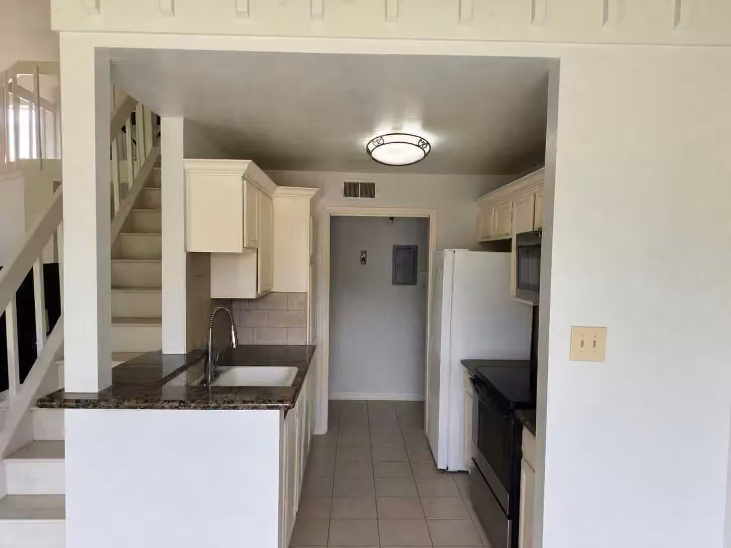 Photo 5 of 8259 Sands Point Drive 168, Houston, TX