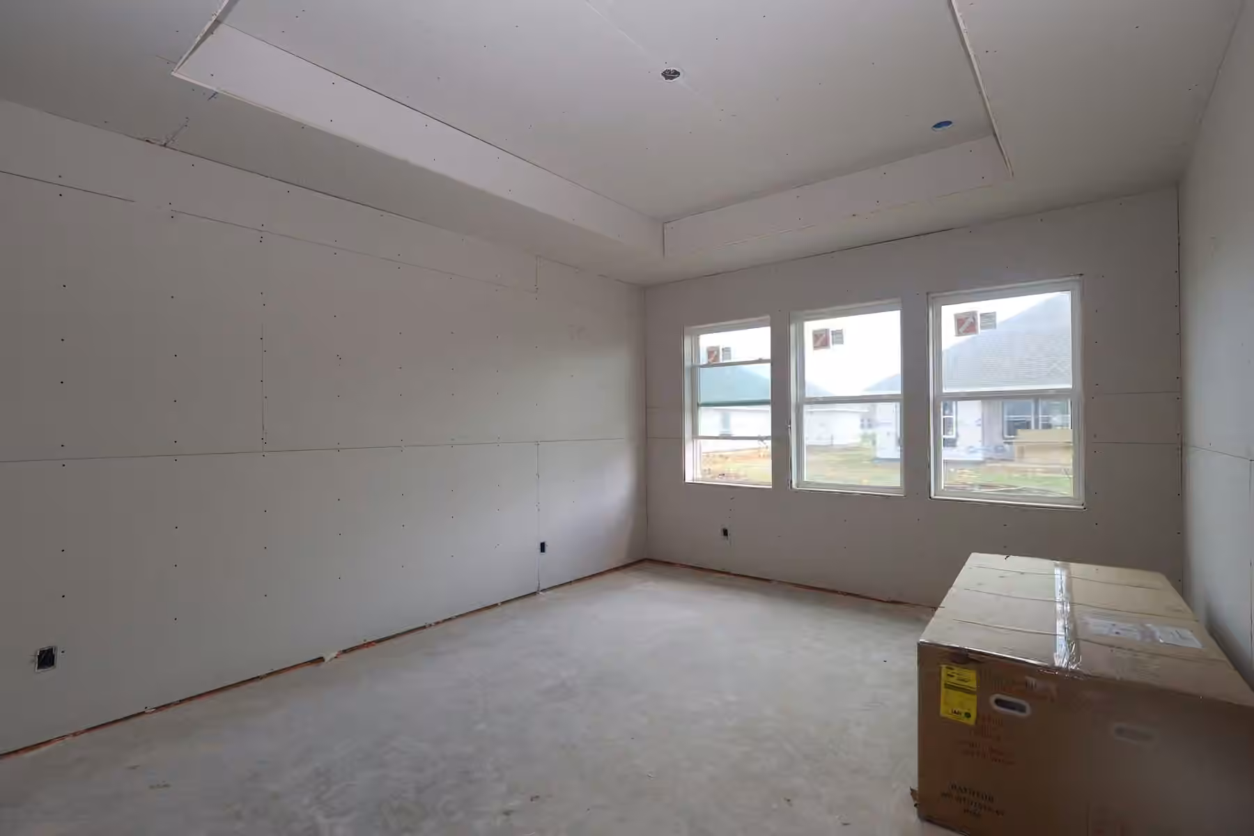 Photo 7 of 12106 Upper Meadows Avenue, Mont Belvieu, TX