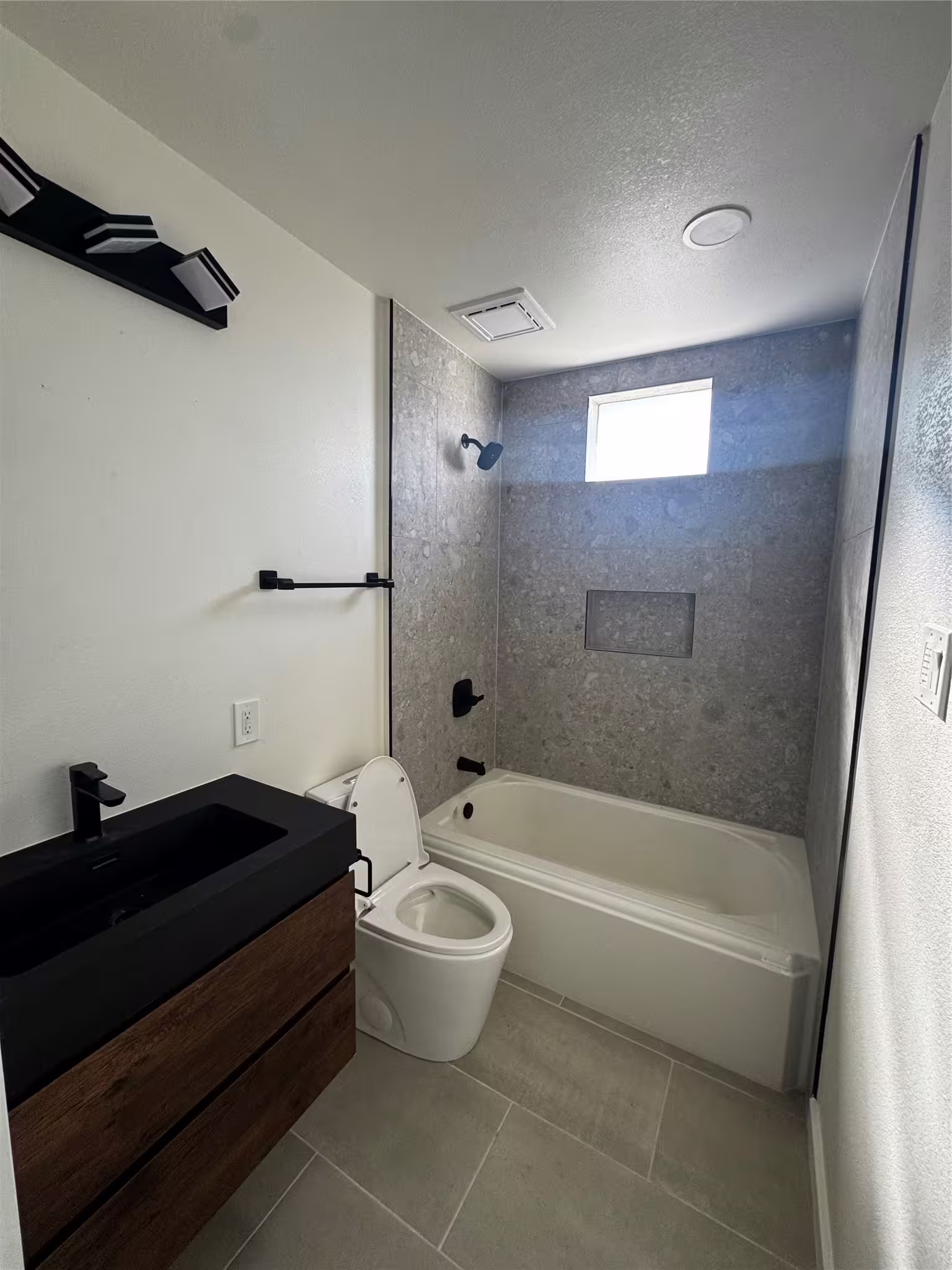 Photo 7 of 5851 S Braeswood Boulevard, Houston, TX