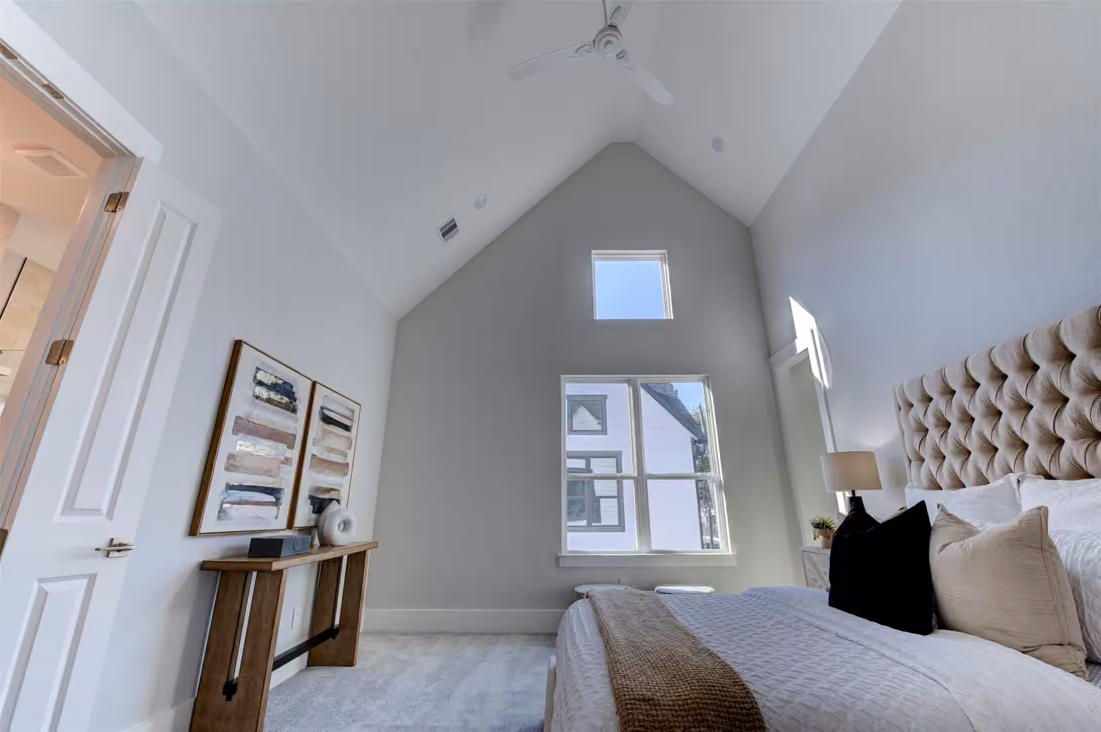 Photo 5 of 5132 Rosslyn Road, Houston, TX
