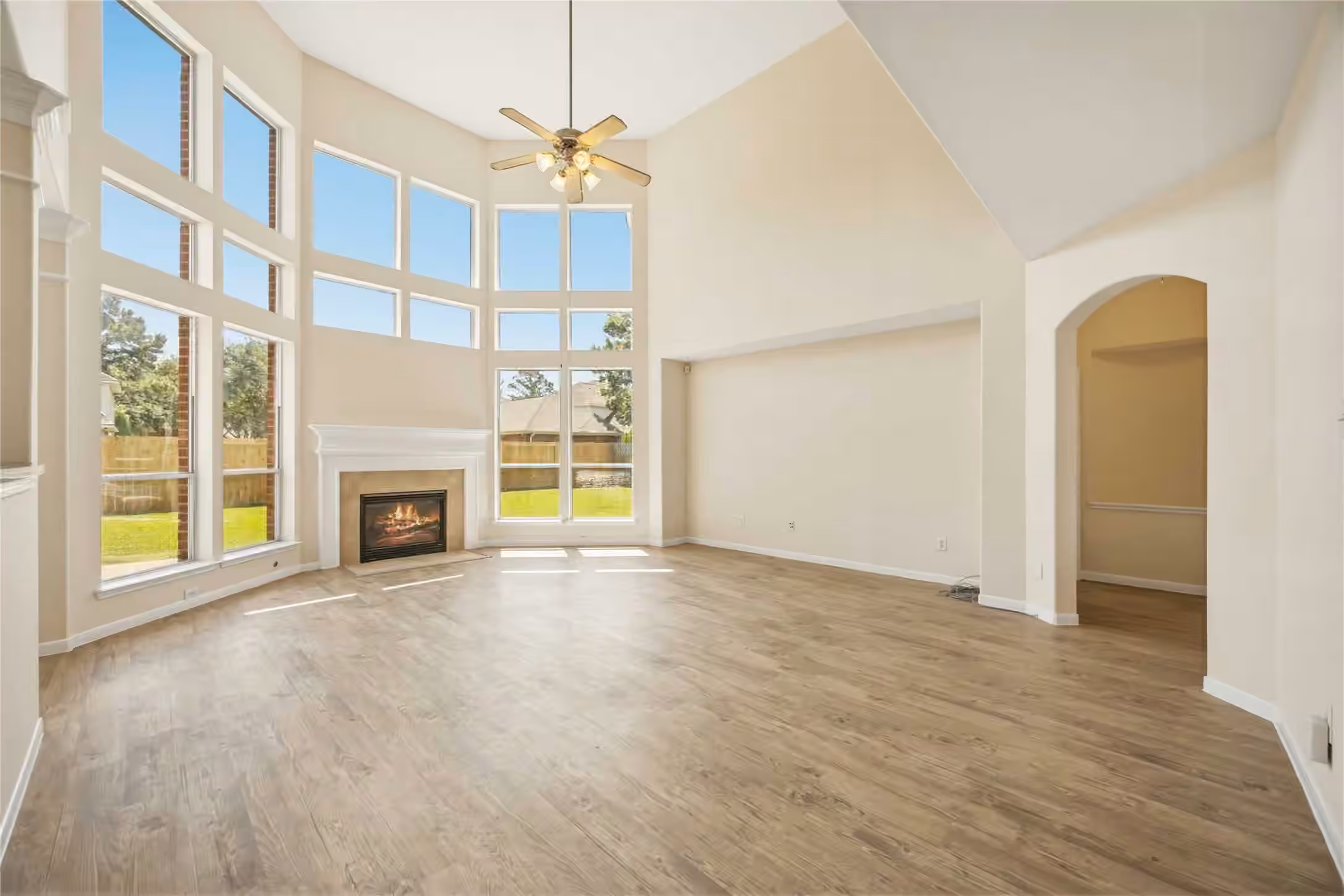 Photo 6 of 5727 Candlecreek Drive, Richmond, TX