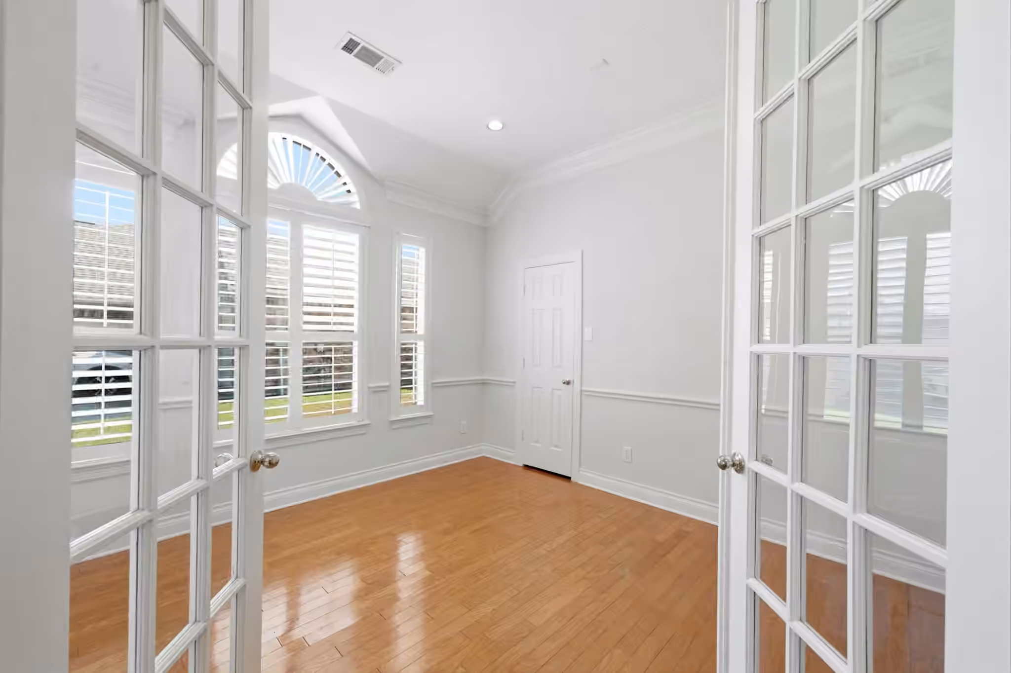 Photo 5 of 1227 Wellshire Drive, Katy, TX