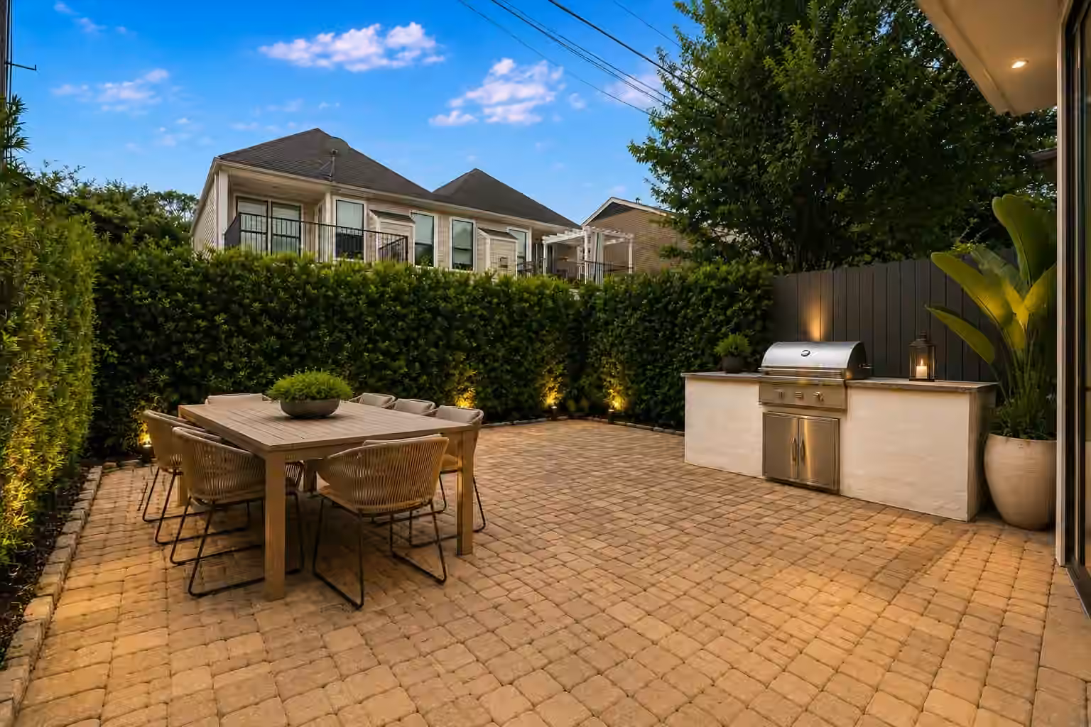 Photo 3 of 4517 Rose Street, Houston, TX