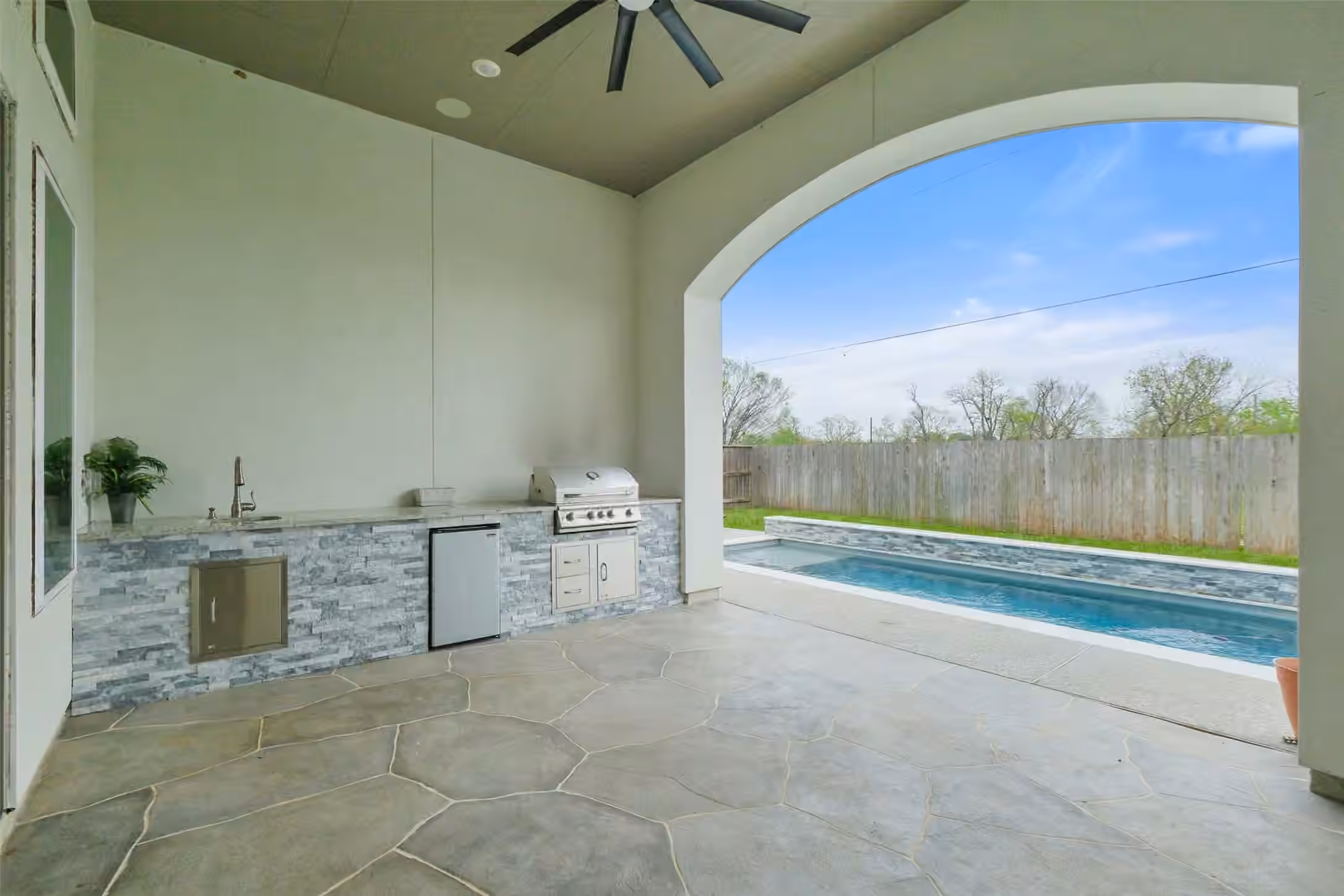 Photo 5 of 7215 Prairie Grass Lane, Katy, TX