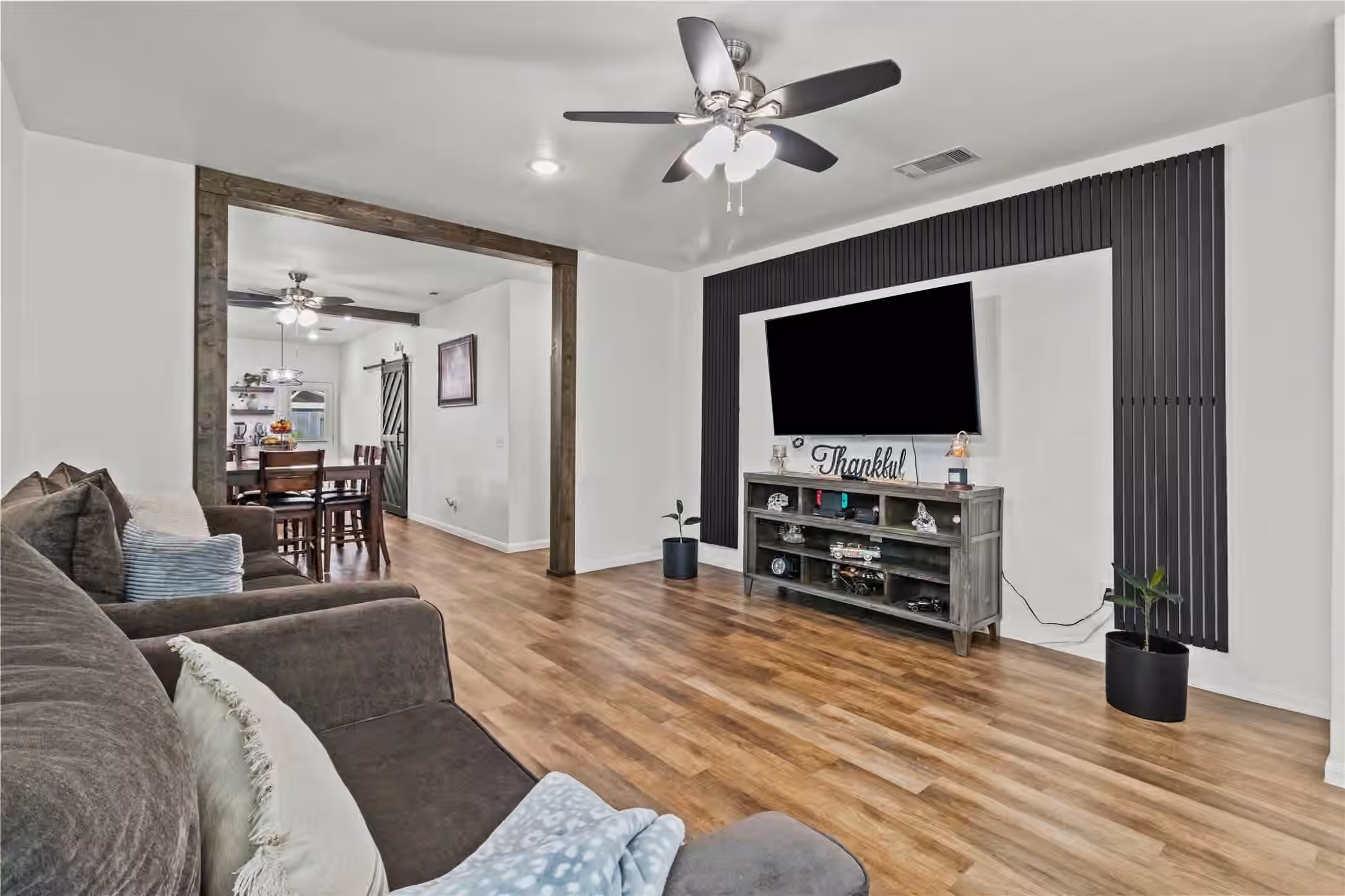 Photo 4 of 10821 Forbes Brook Drive, Houston, TX