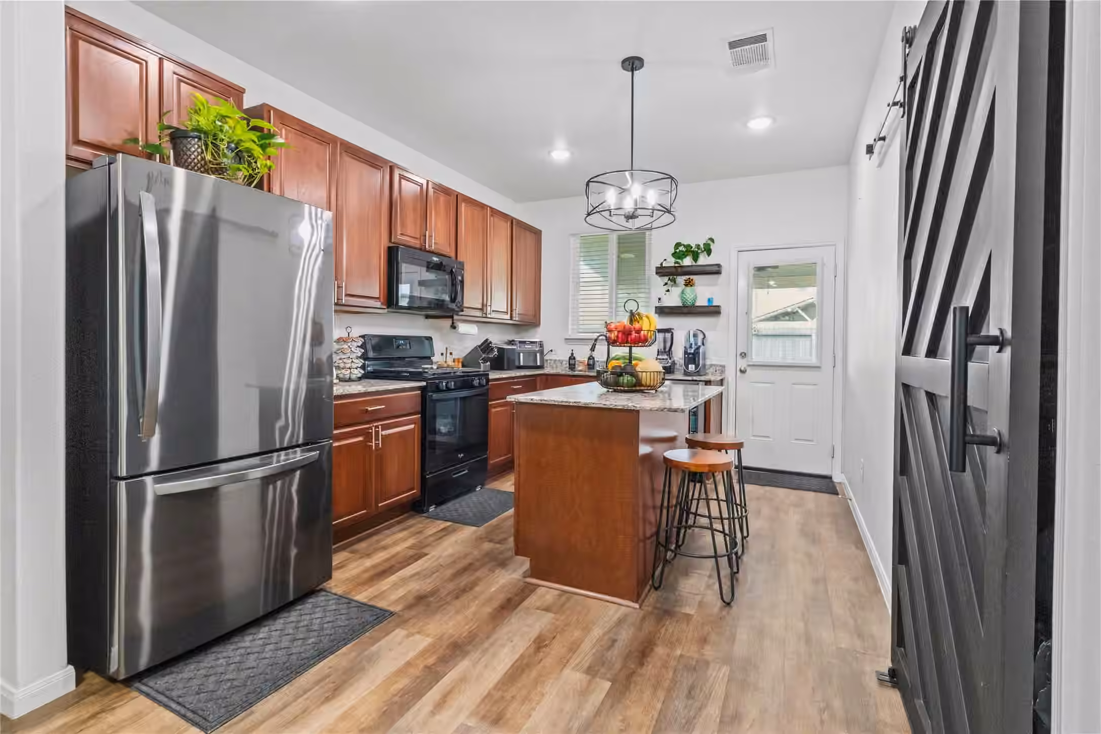 Photo 7 of 10821 Forbes Brook Drive, Houston, TX