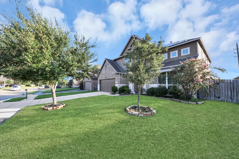 Photo 5 of 4510 Valley Rill Road, Katy, TX