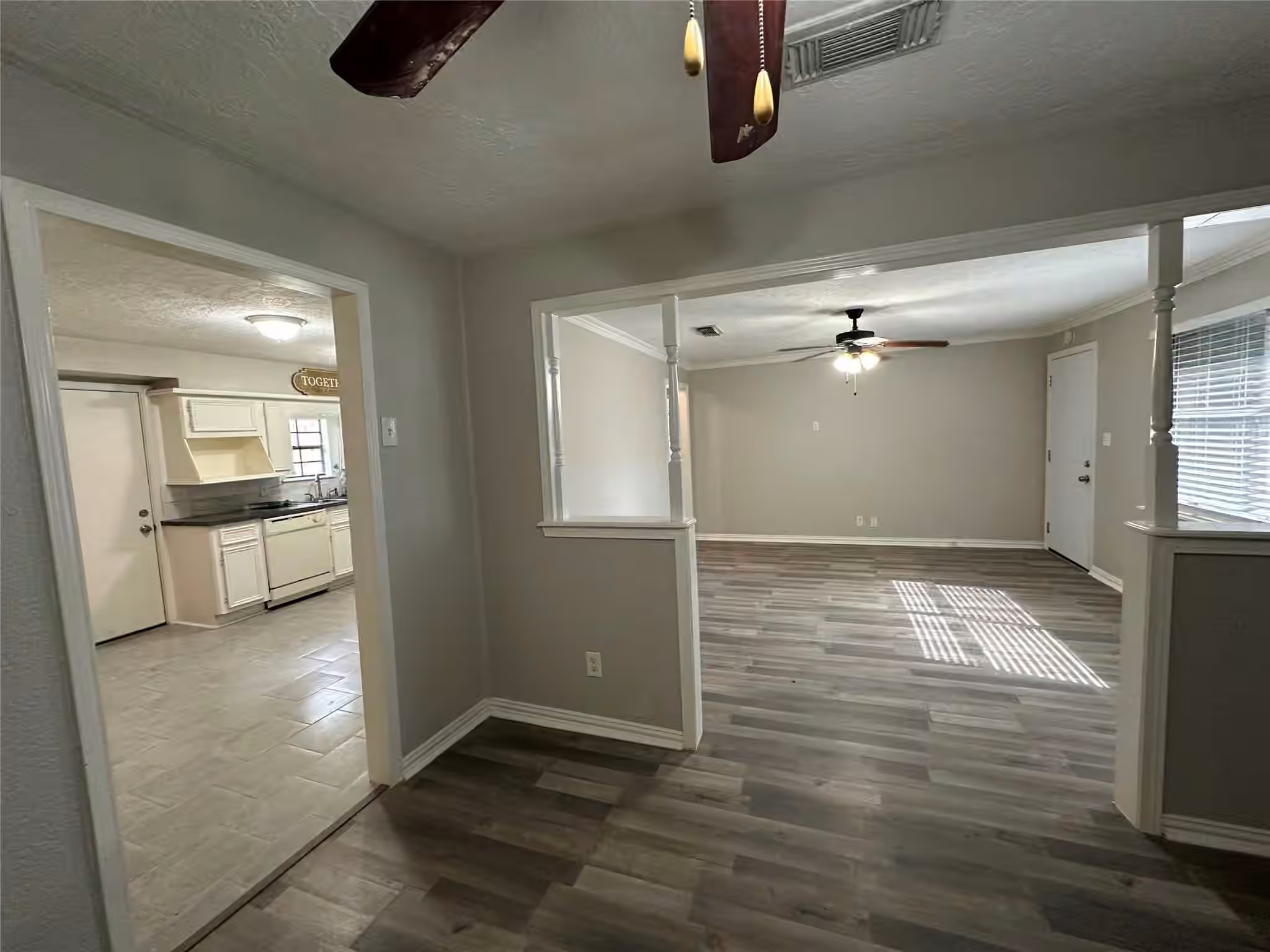 Photo 2 of 9505 Everglade Drive, Houston, TX