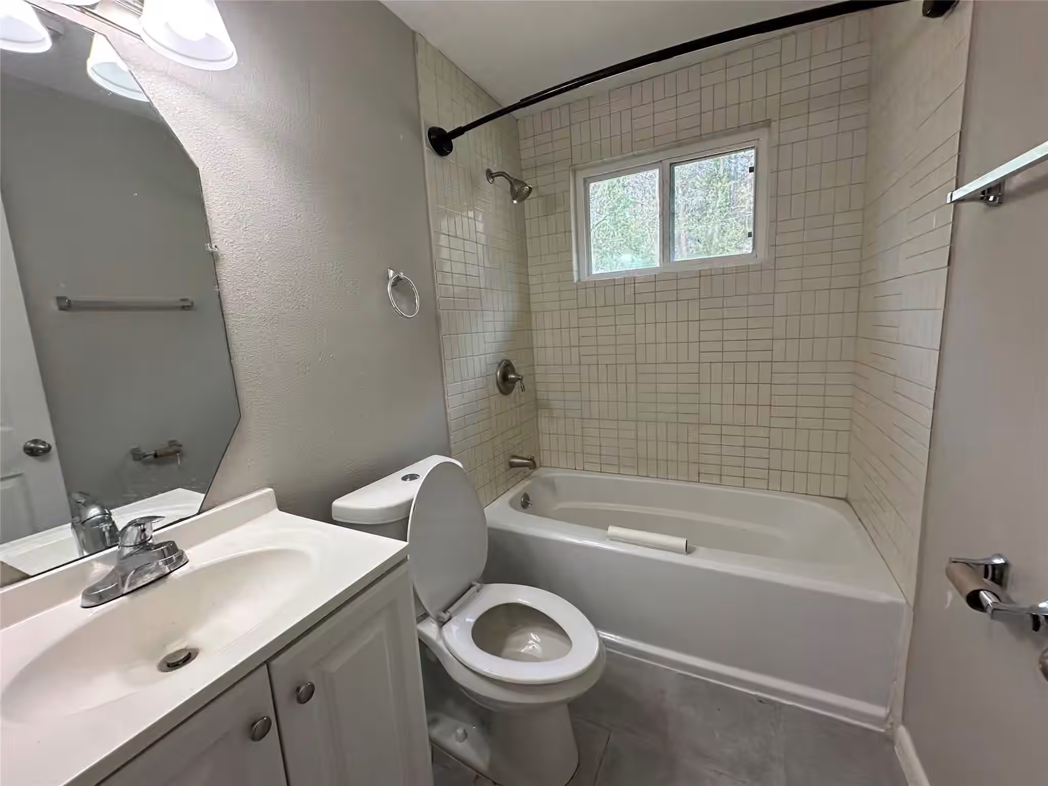Photo 7 of 9505 Everglade Drive, Houston, TX