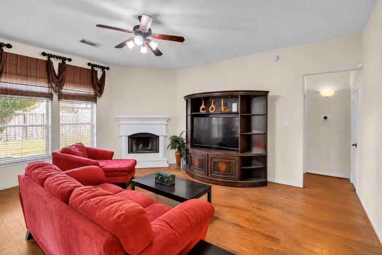 Photo 5 of 17934 Oakridge Canyon Lane, Richmond, TX