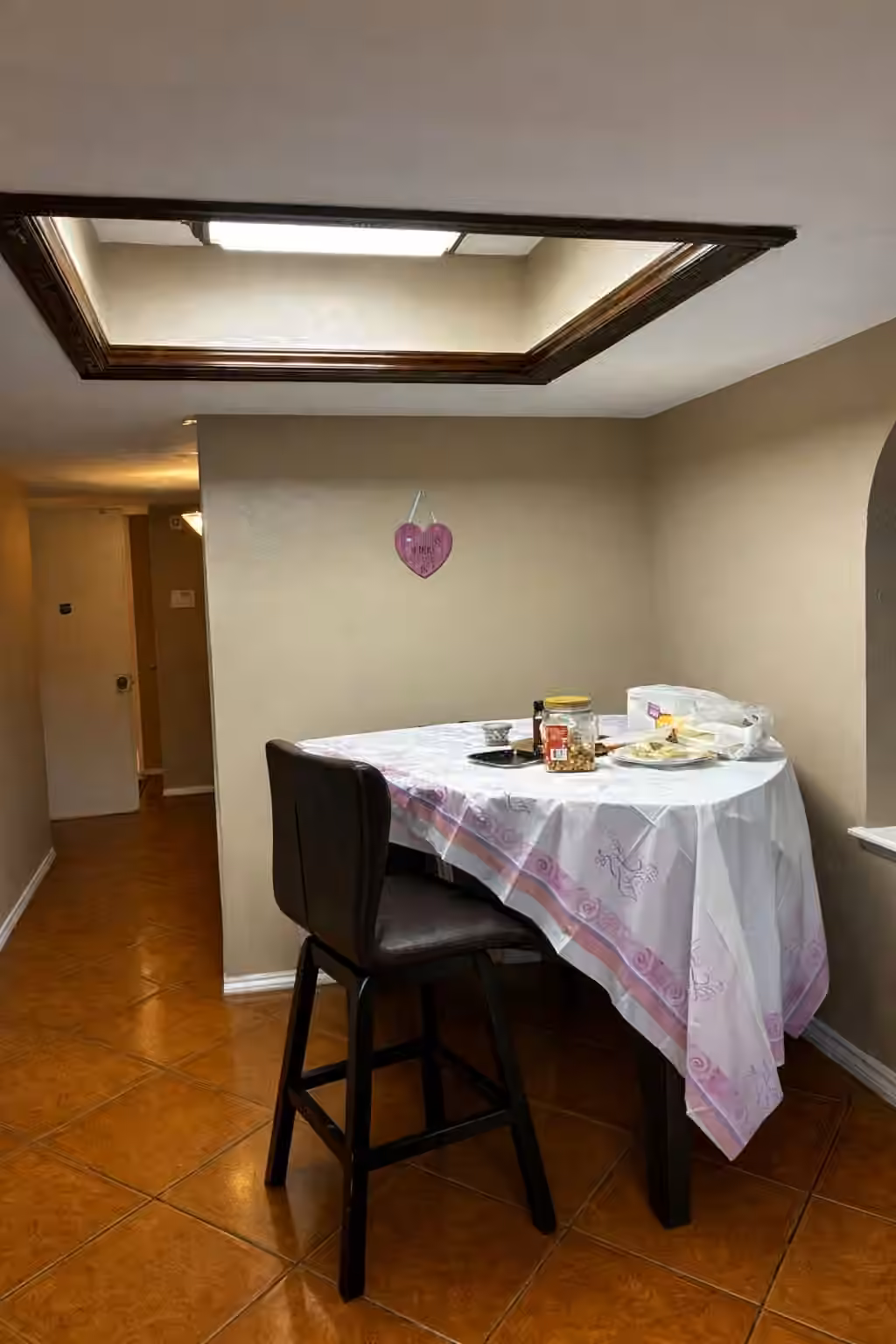 Photo 5 of 6111 Irish Hill Drive, Houston, TX
