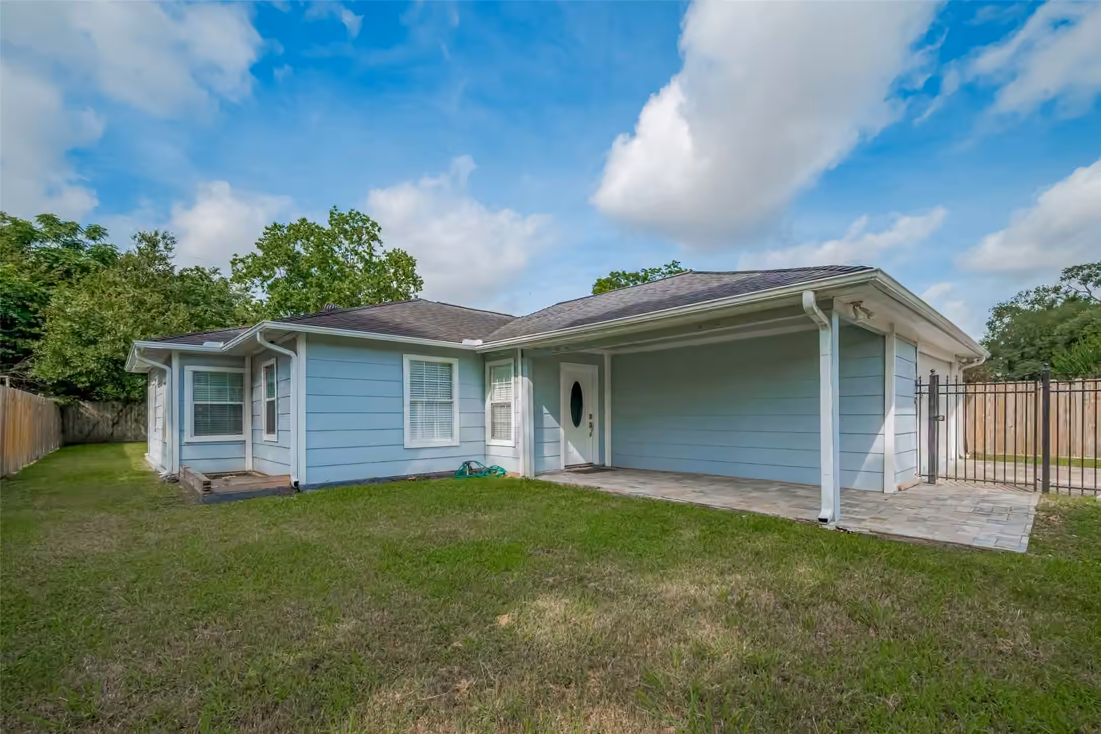 Photo of 3930 Daphne Street, Houston, TX