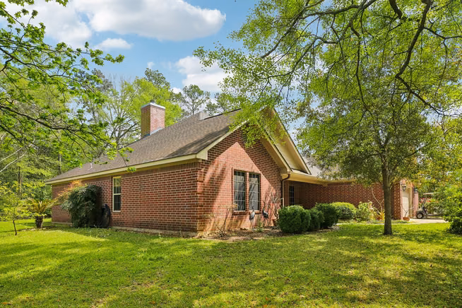 Photo 2 of 27330 E Hardy Road, Spring, TX