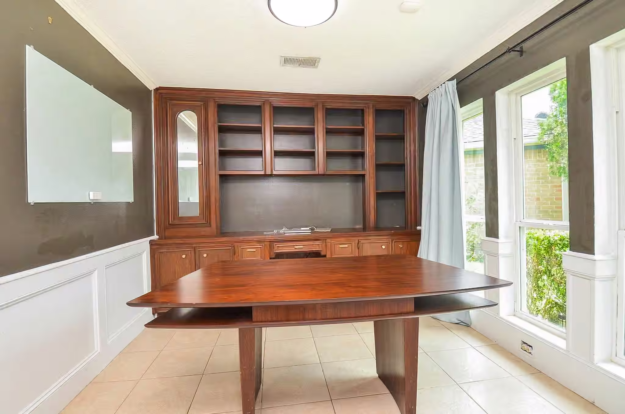 Photo 7 of 11302 Burgoyne Drive, Houston, TX