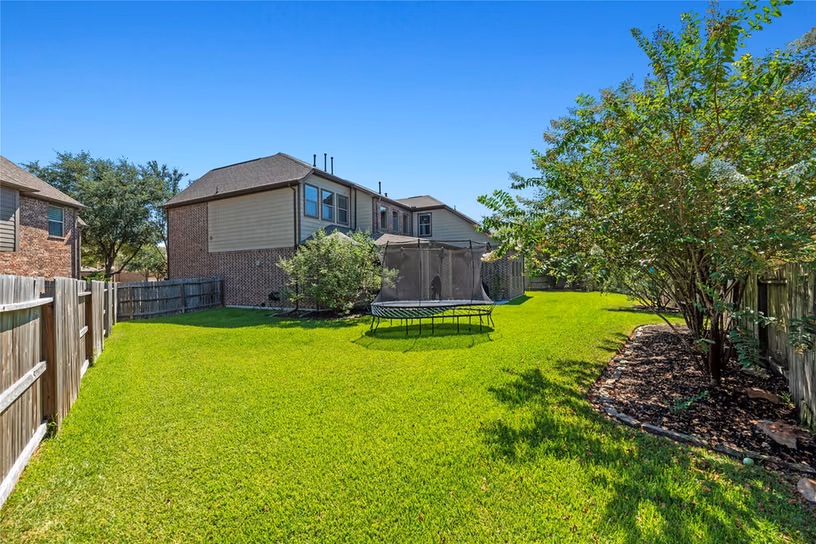 Photo 6 of 19819 Taylor Cove Court, Cypress, TX