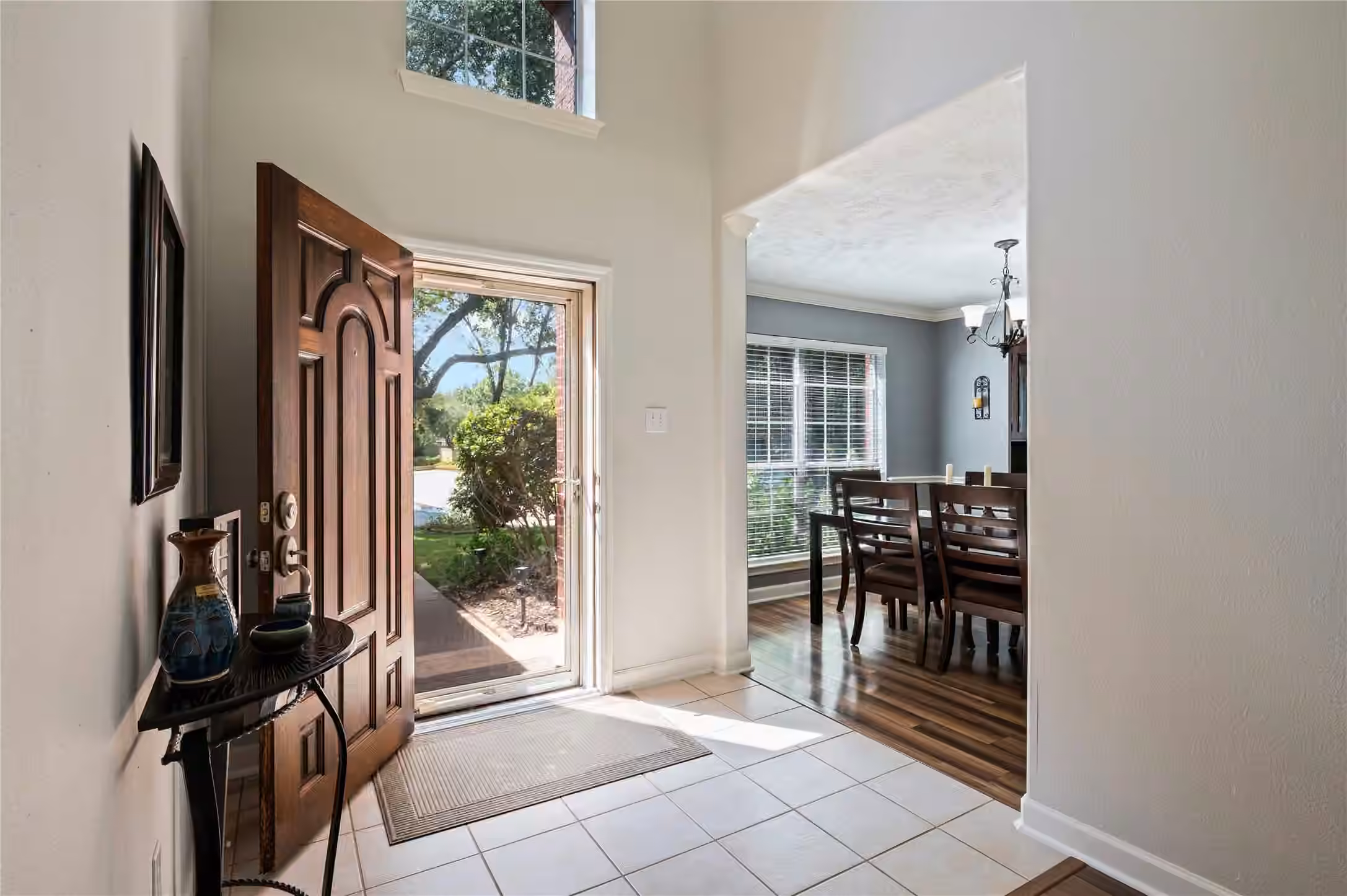 Photo 5 of 5708 Montclair Hill Lane, Rosharon, TX