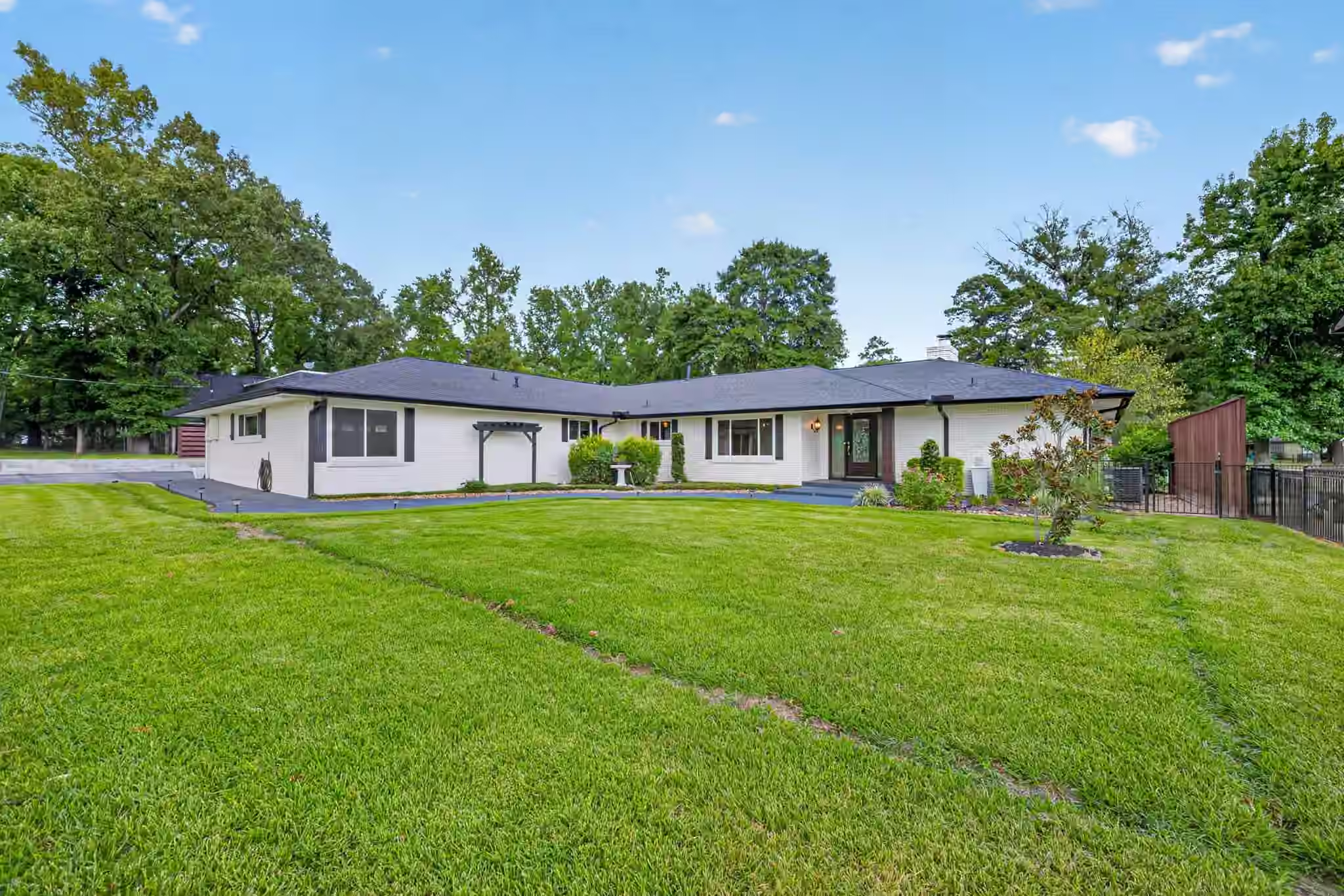 Photo 2 of 23 Winged Foot Drive, Conroe, TX